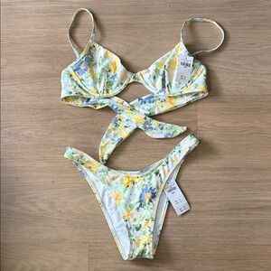 Abercrombie & Fitch Floral Underwire Bikini Set